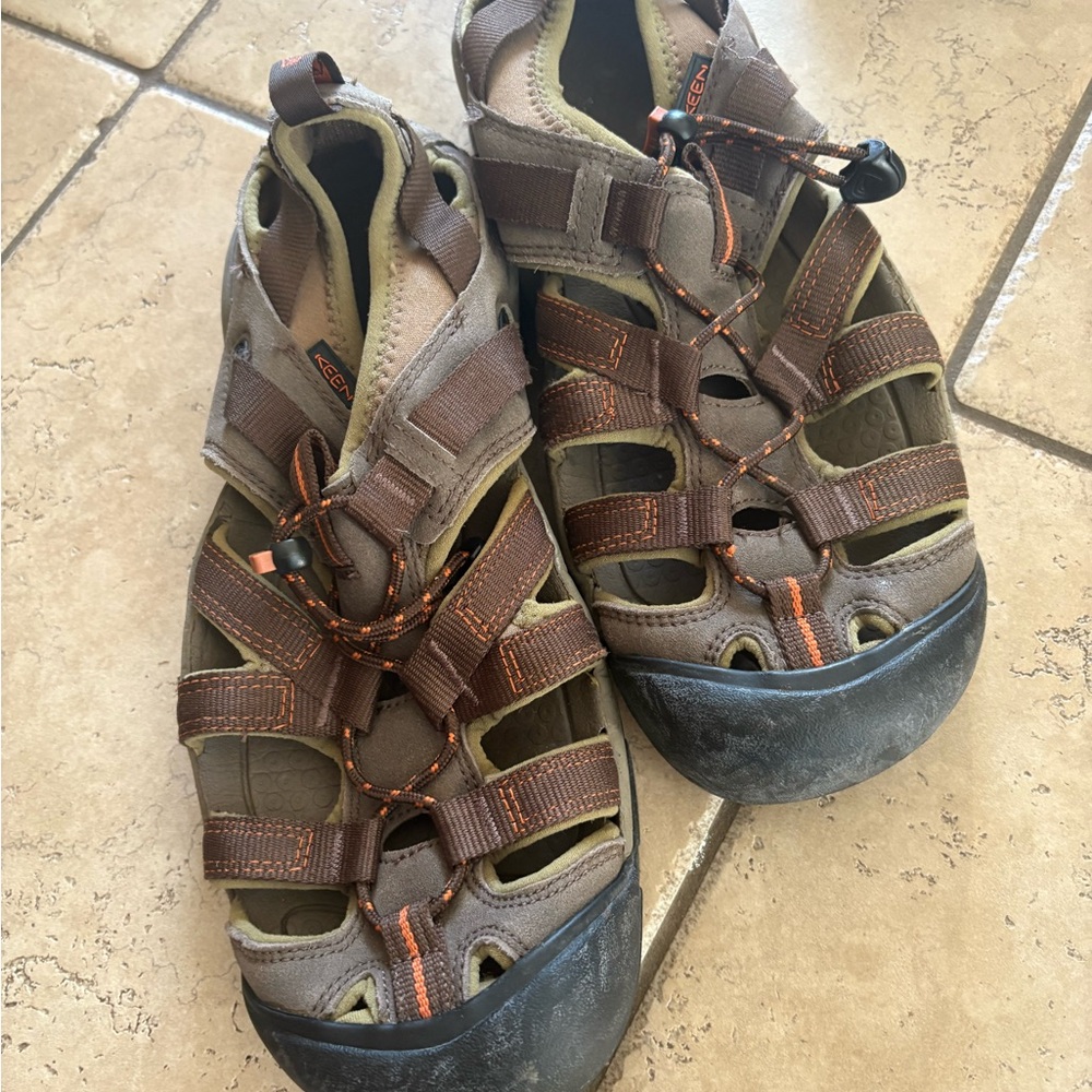 Keen Brown and Black Hiking Sandals